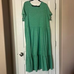 Old Navy green maxi t-shirt dress; size XXL